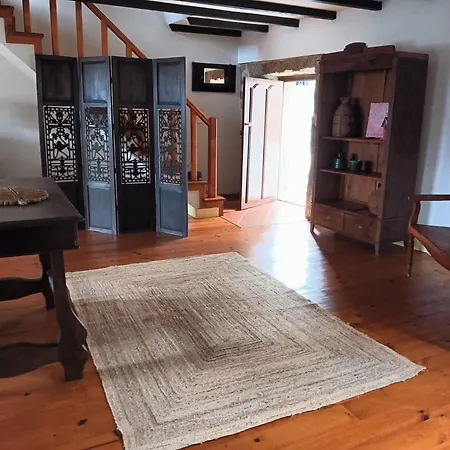 Casa Da Fonte Tatil Evi Corujeira (Guarda)